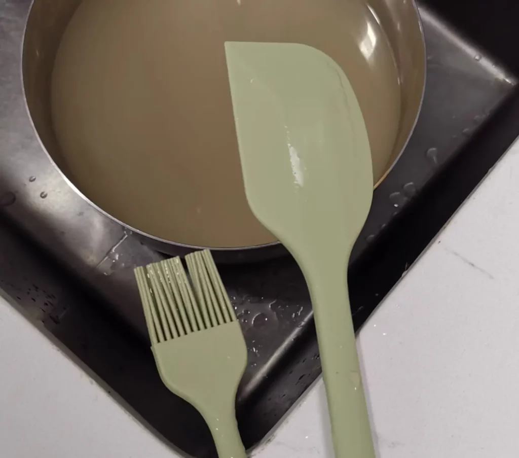 силиконовая лопатка